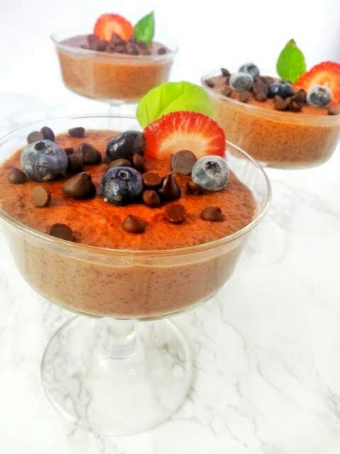 This decadent Dairy-free Vegan Chocolate Tapioca Pudding is creamy and so easy to make. It's food allergy friendly and made with healthy ingredients. Great for a sweet dessert or for a kid friendly snack paired with fresh fruit. #healthydessert #dairyfree #vegandessert #paleodessert #kidsdessert