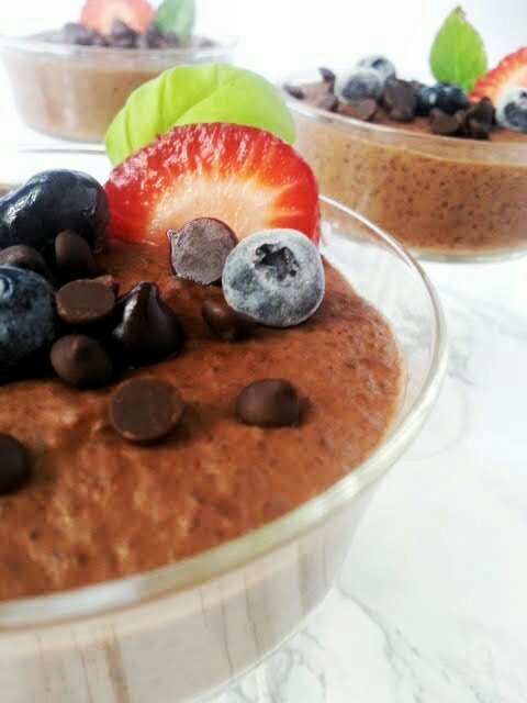 This decadent Dairy-free Vegan Chocolate Tapioca Pudding is creamy and so easy to make. It's food allergy friendly and made with healthy ingredients. Great for a sweet dessert or for a kid friendly snack paired with fresh fruit. #healthydessert #dairyfree #vegandessert #paleodessert #kidsdessert